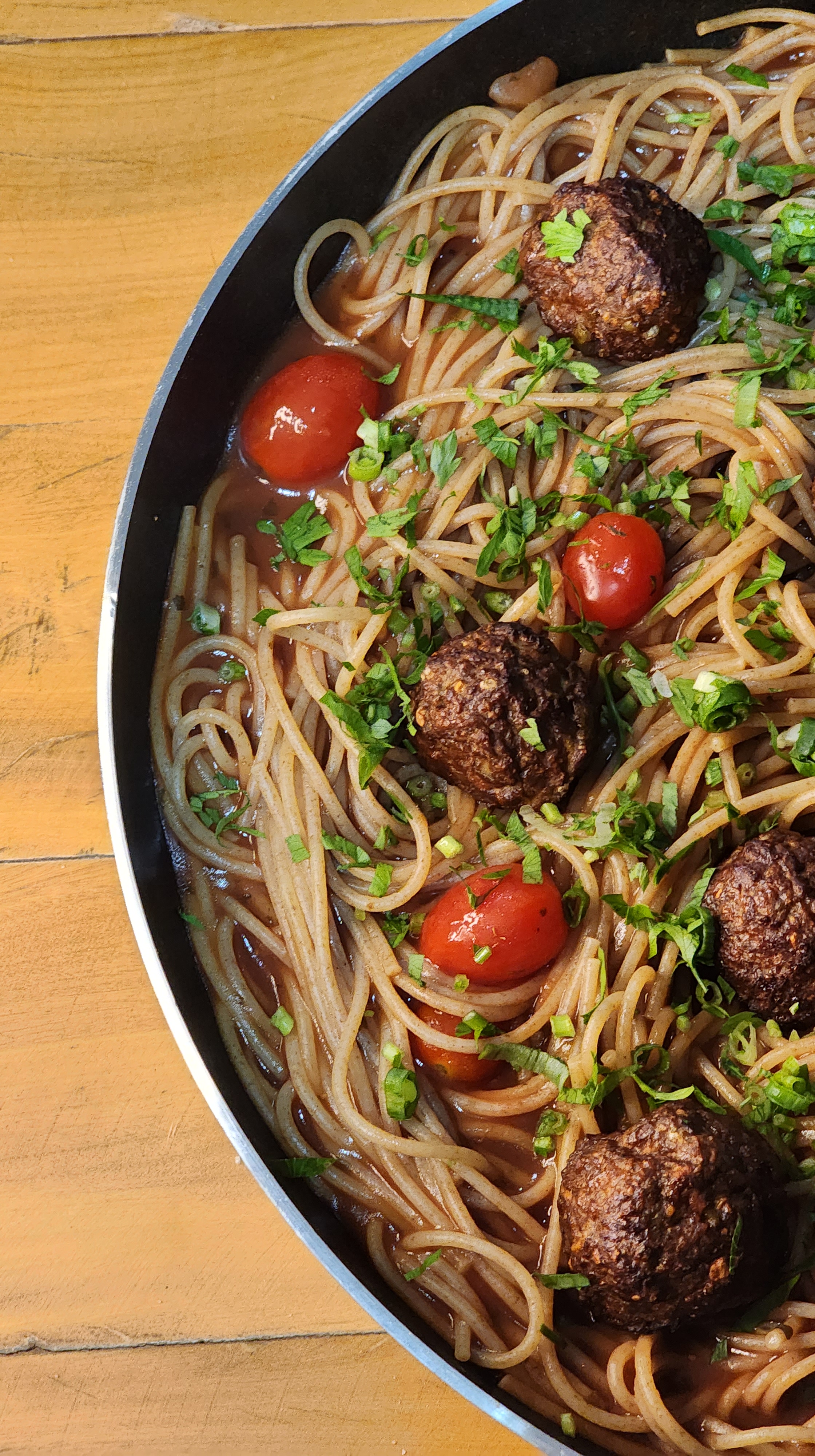 Spaghetti com Almôndegas Vegano
