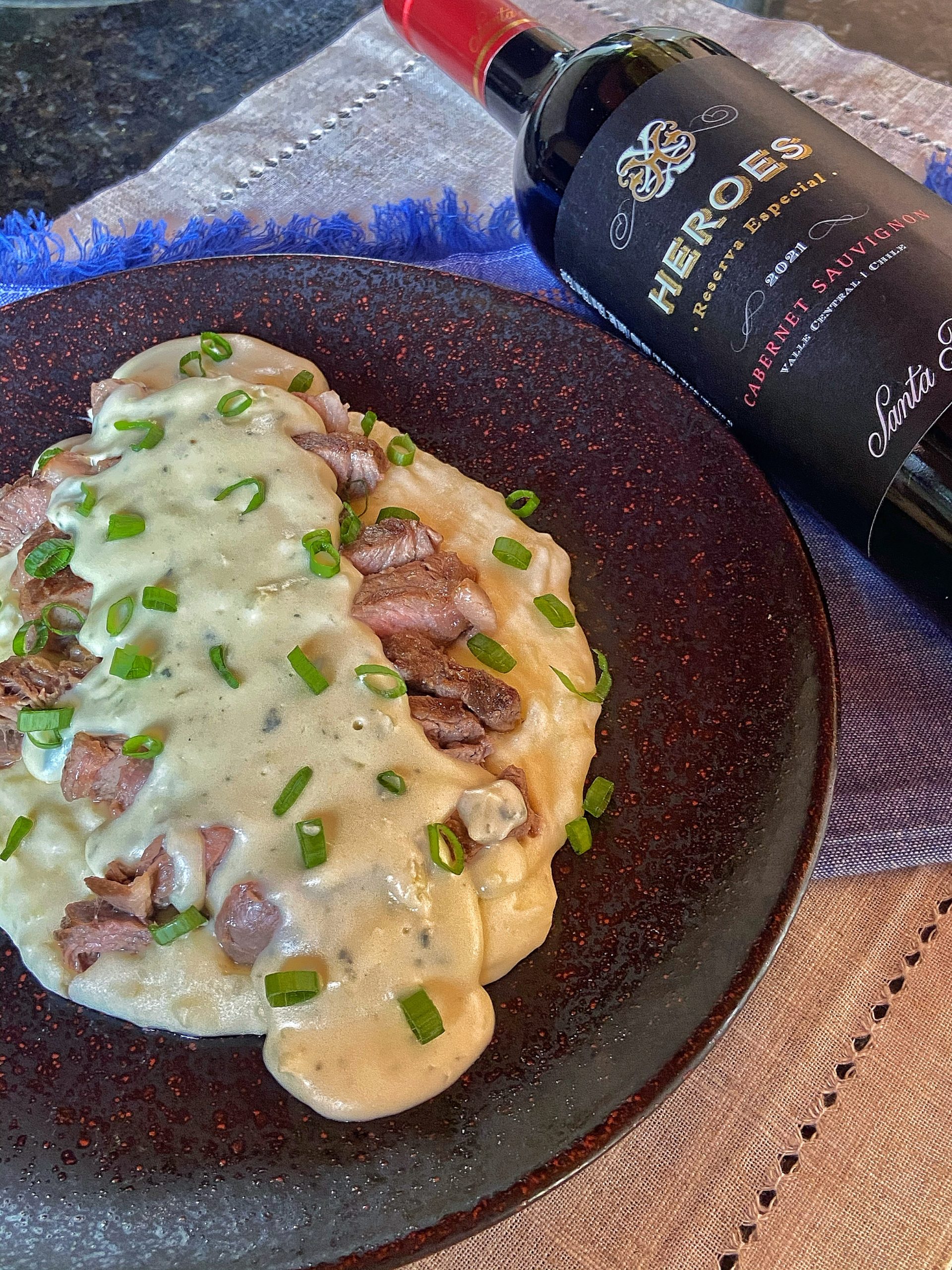 Contra filé com gorgonzola e purê