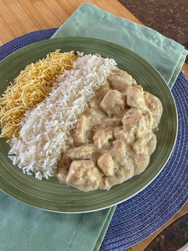 Frango com Molho 4 Queijos