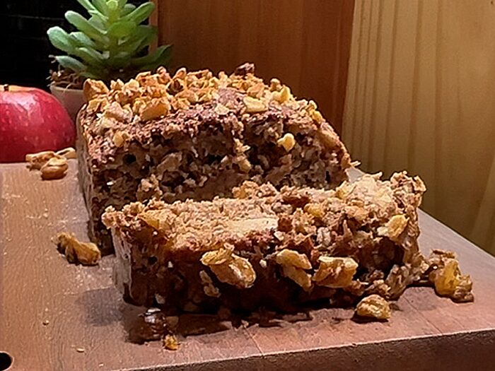 Bolo de Maçã, Banana e Nozes