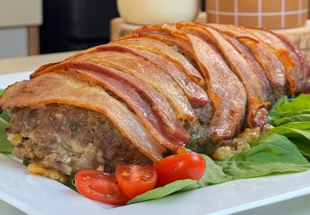 Rocambole de Carne Moída