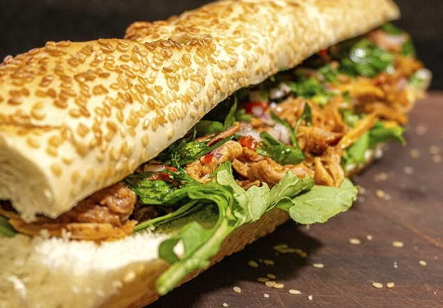 Sanduíche de Pernil