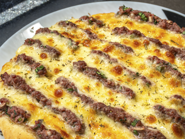 Esfiha de Carne com Queijo