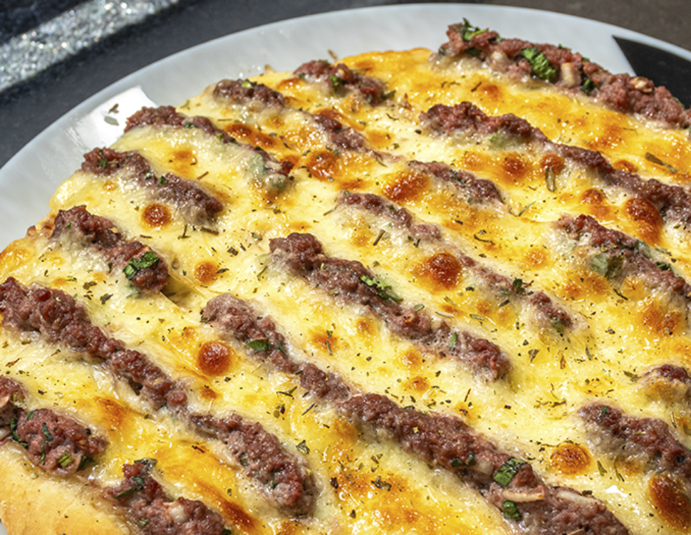 Esfiha de Carne com Queijo