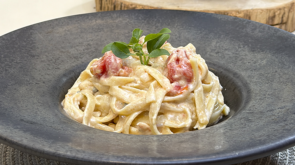 Fettuccine Cremoso com Salmão