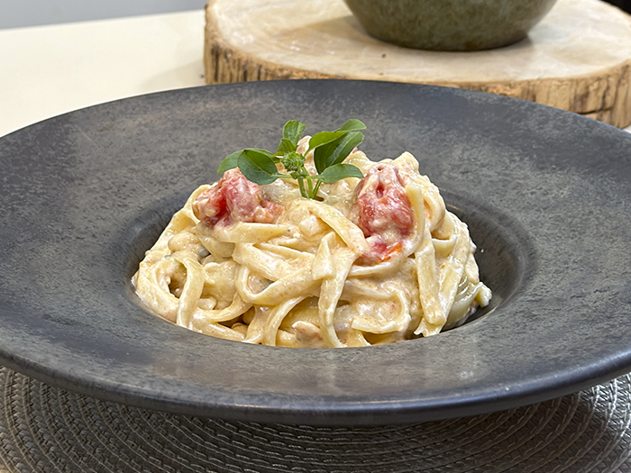 Fettuccine Cremoso com Salmão